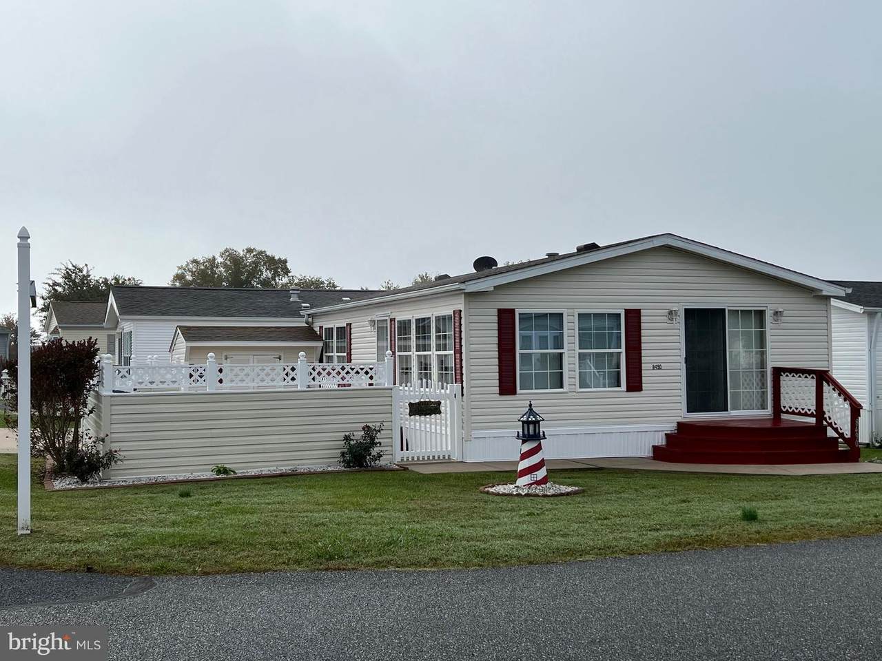 8490 Longboat Way - Photo 1
