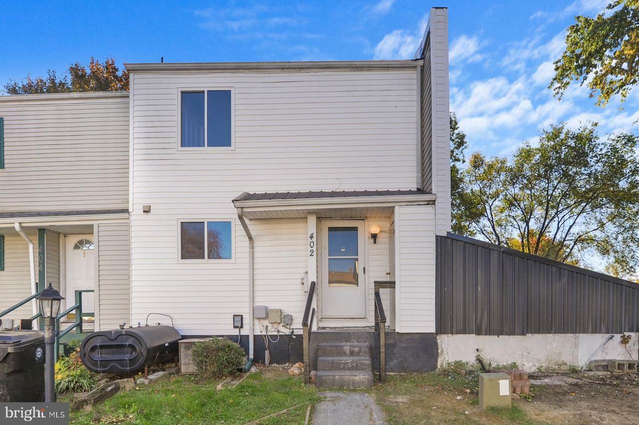 402 Arnold Court - Photo 1