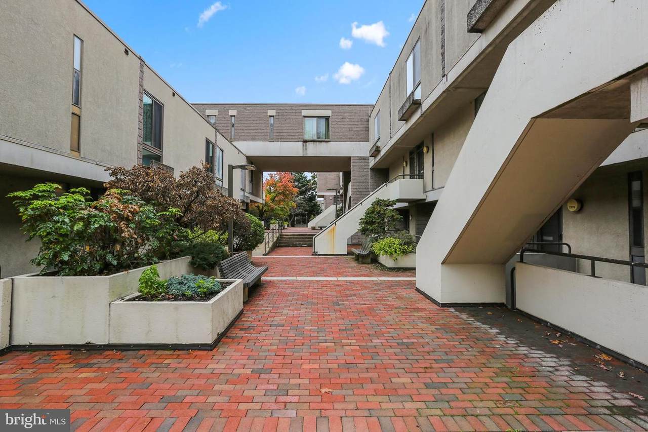 2350 Sundew Terrace - Photo 1