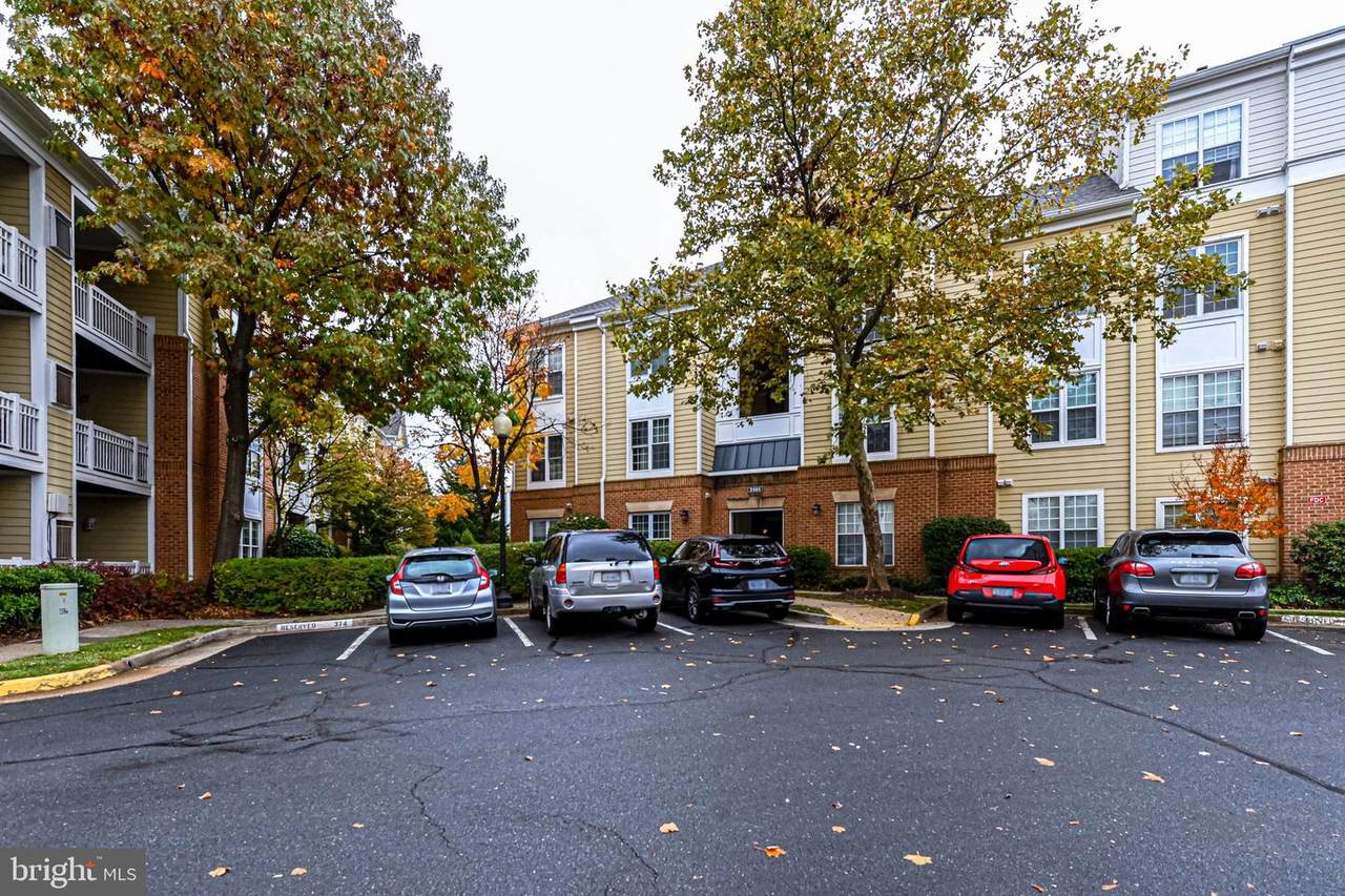 2101 Highcourt Lane - Photo 1
