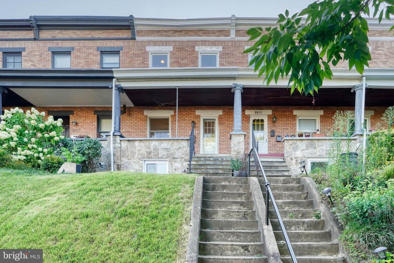 3019 Chestnut Avenue - Photo 1