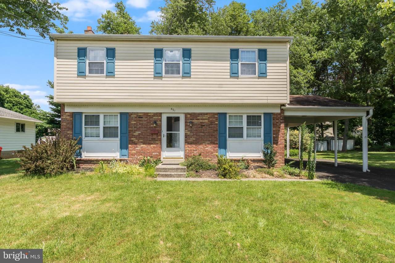 451 Juniper Street - Photo 1