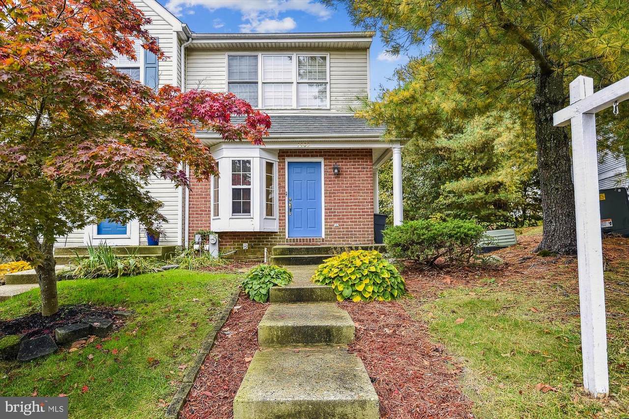 1403 Golden Rod Court - Photo 1