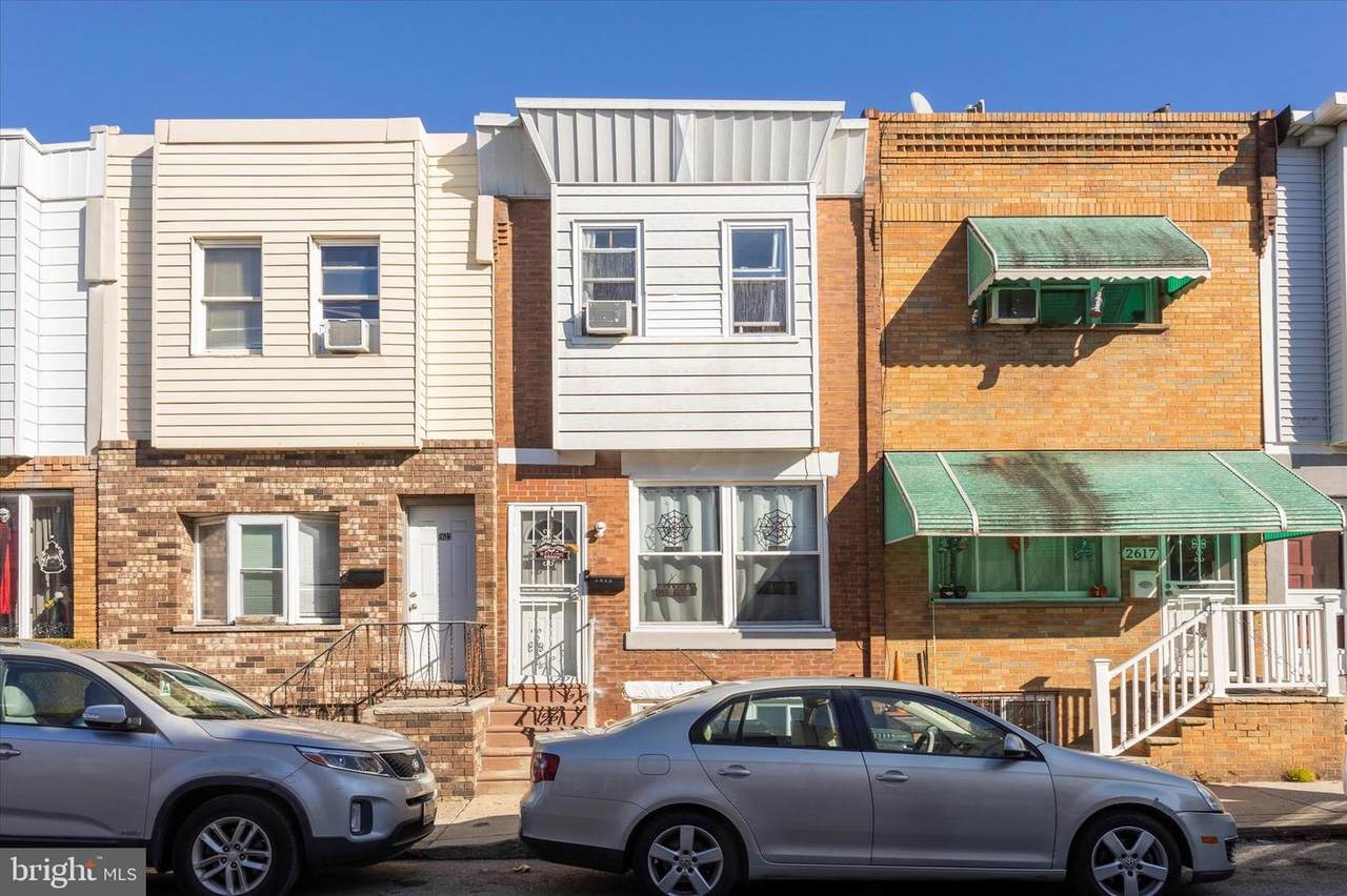2615 Percy Street - Photo 1
