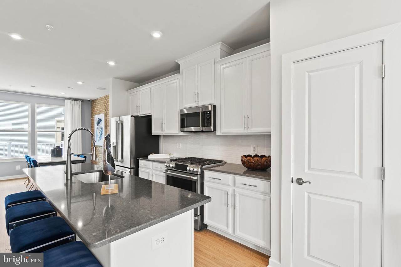5608 Alpha Ridge Avenue - Photo 1