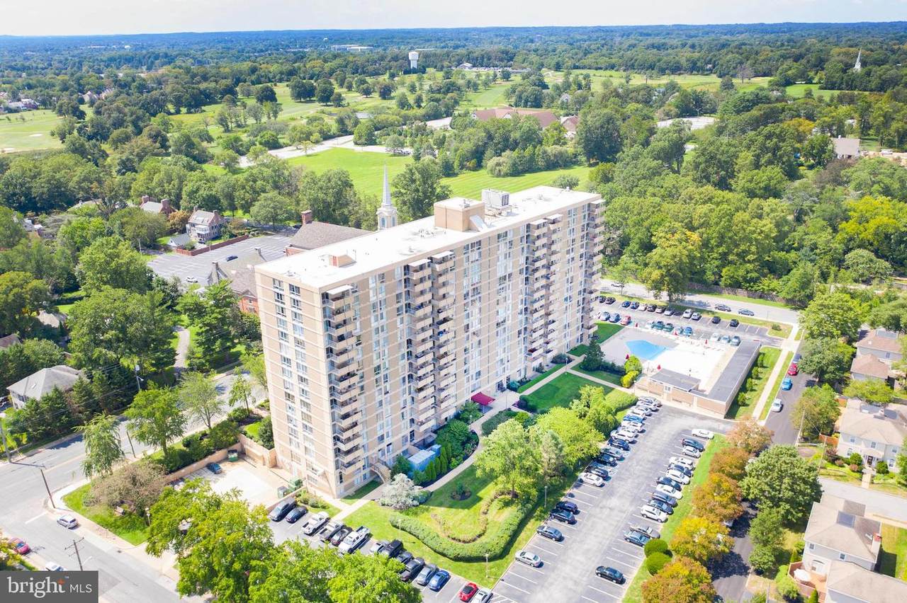 2401 Pennsylvania Avenue - Photo 1