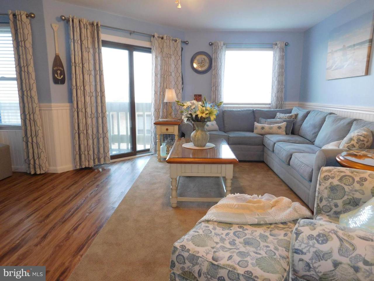 215 Surf Avenue - Photo 1