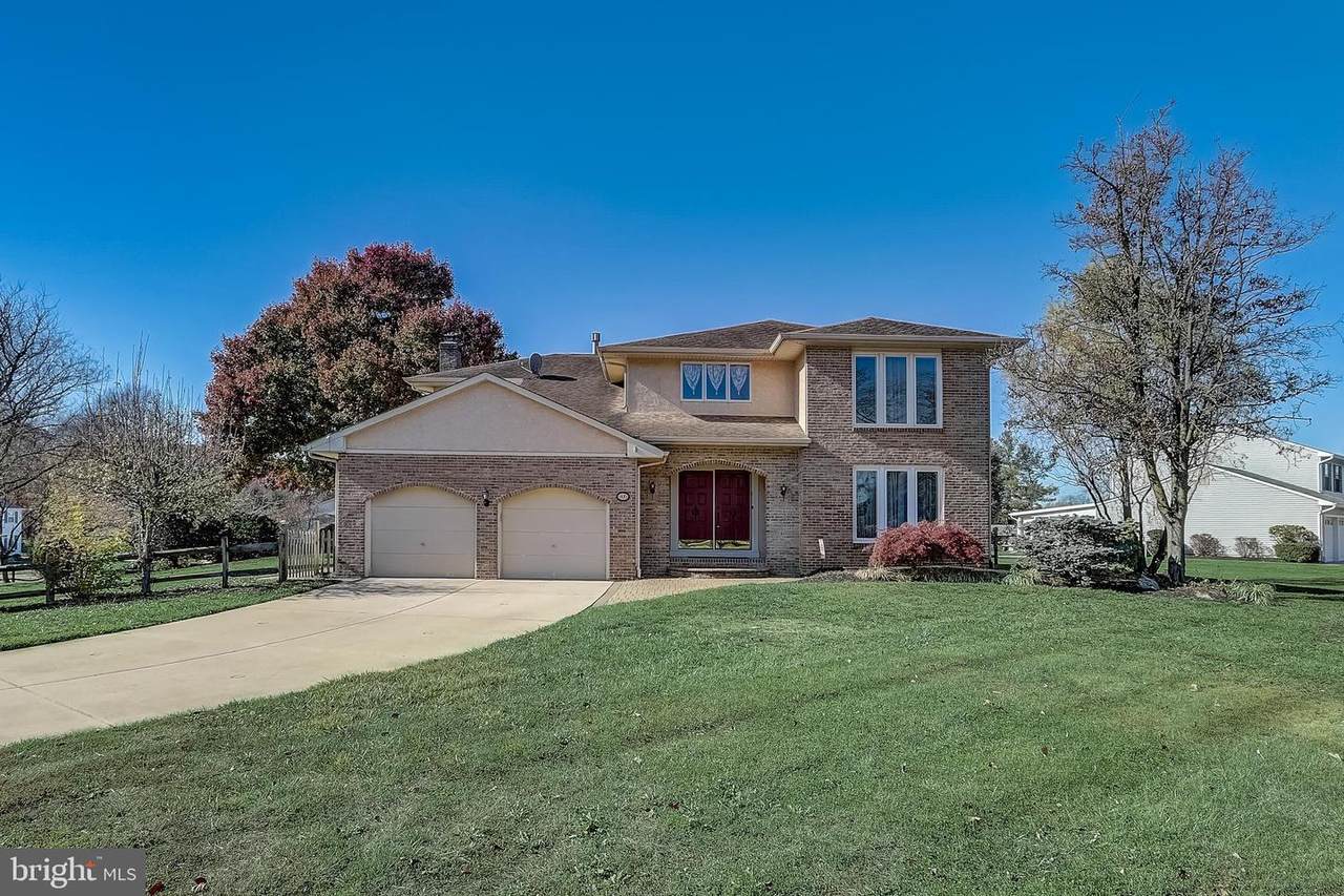 17 Elsinore Drive - Photo 1