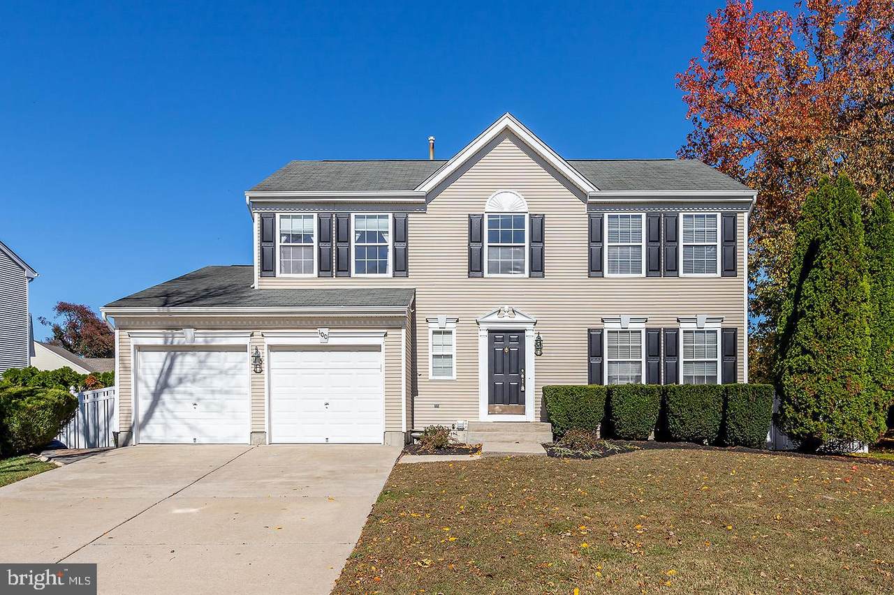 100 Frenchman Drive - Photo 1