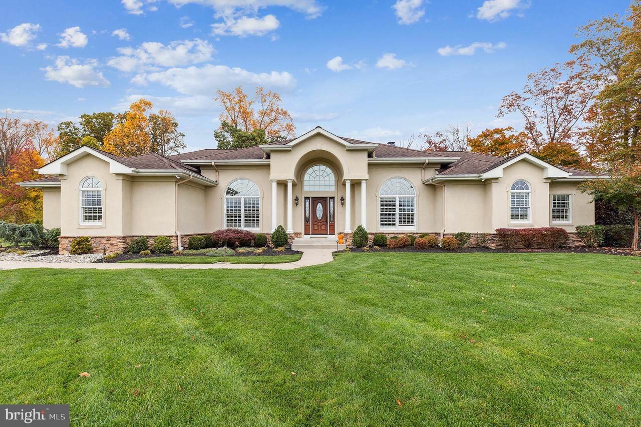 8 Meyers Creek Court - Photo 1