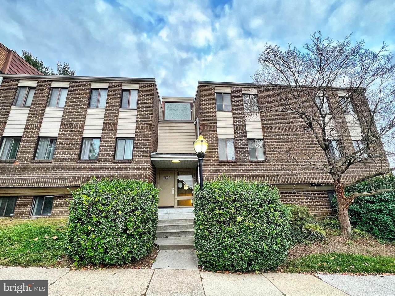 1800 Snow Meadow Lane - Photo 1