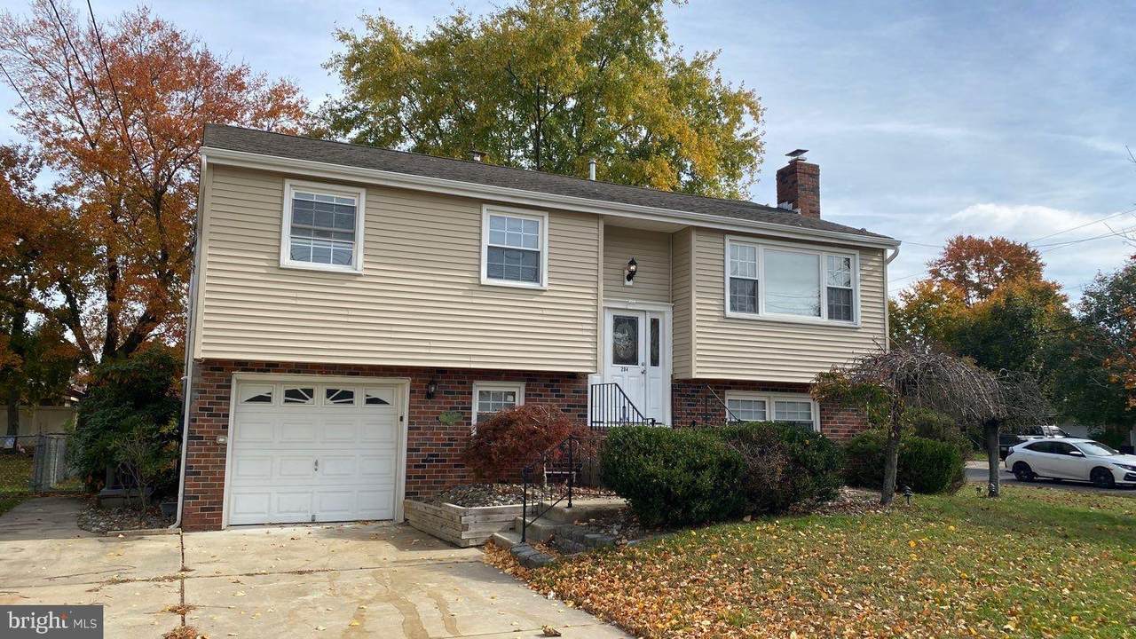204 Carson Avenue - Photo 1