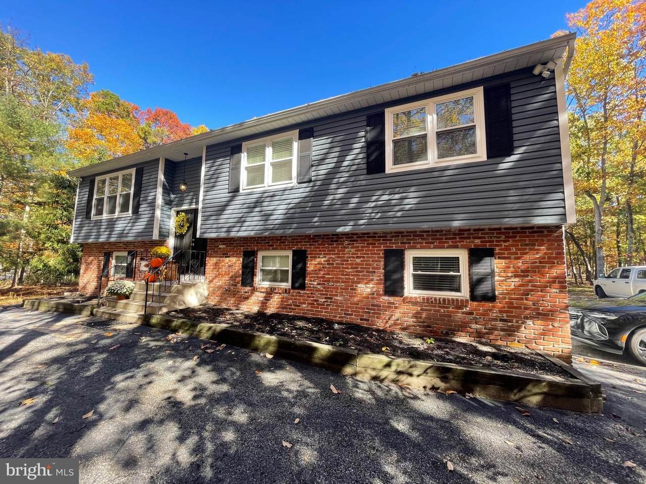 239 Oak Lane - Photo 1