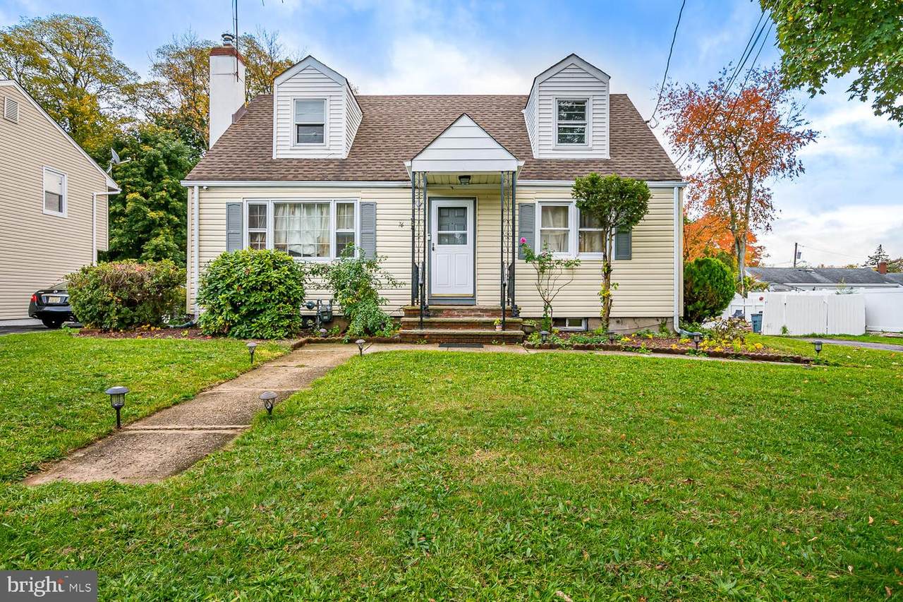 76 11TH Street - Photo 1