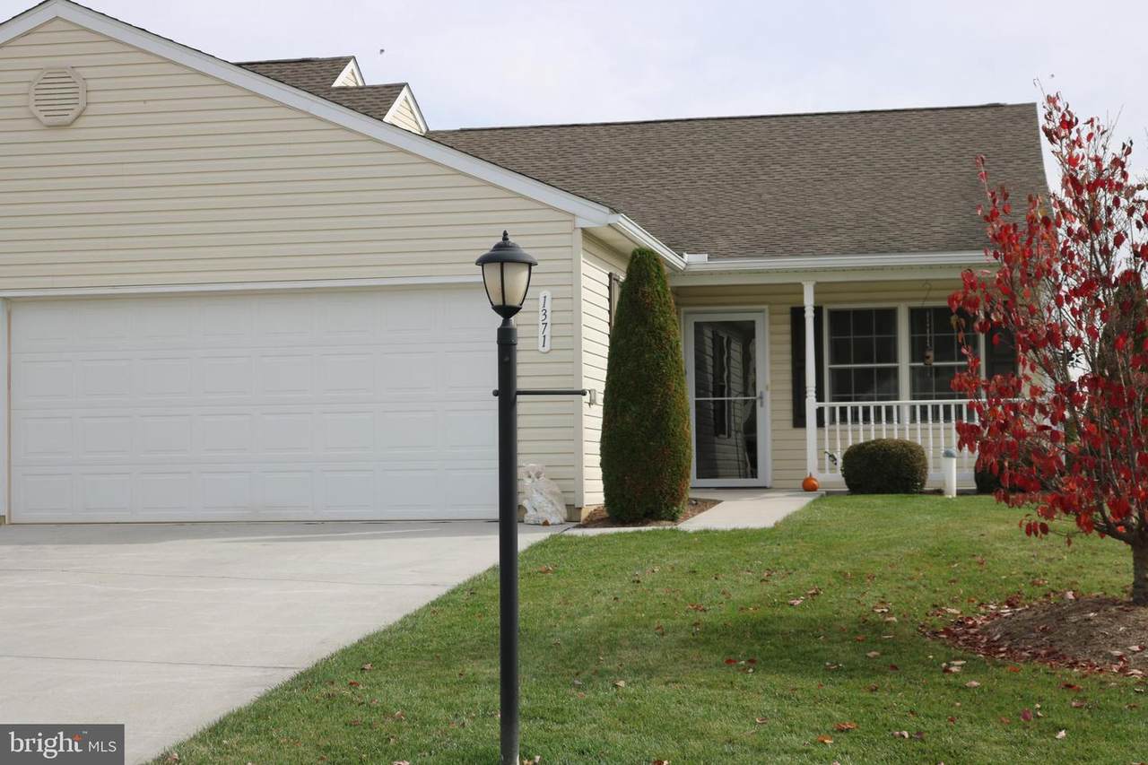 1371 Chami Drive - Photo 1