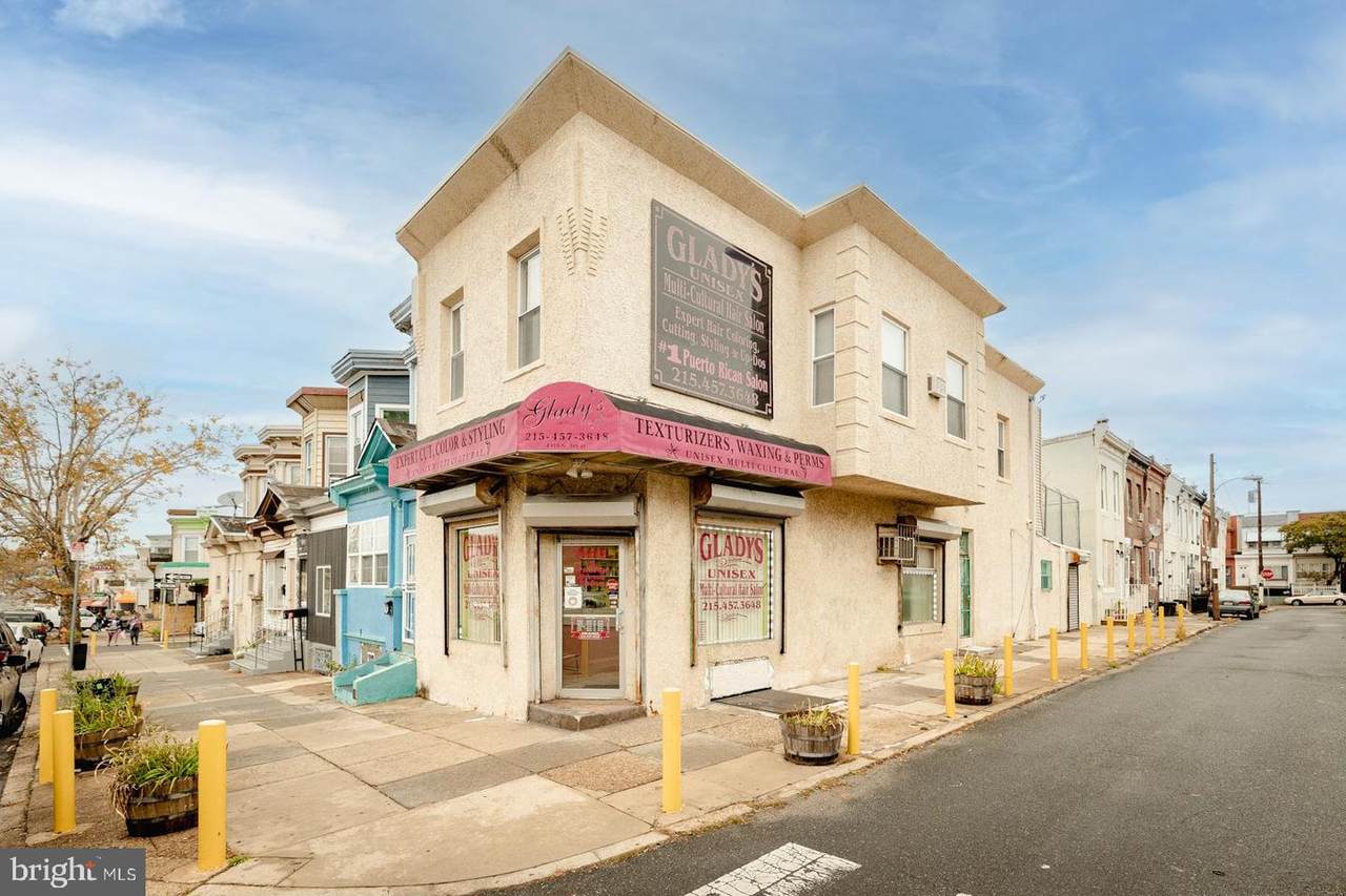 4415 5TH Street - Photo 1