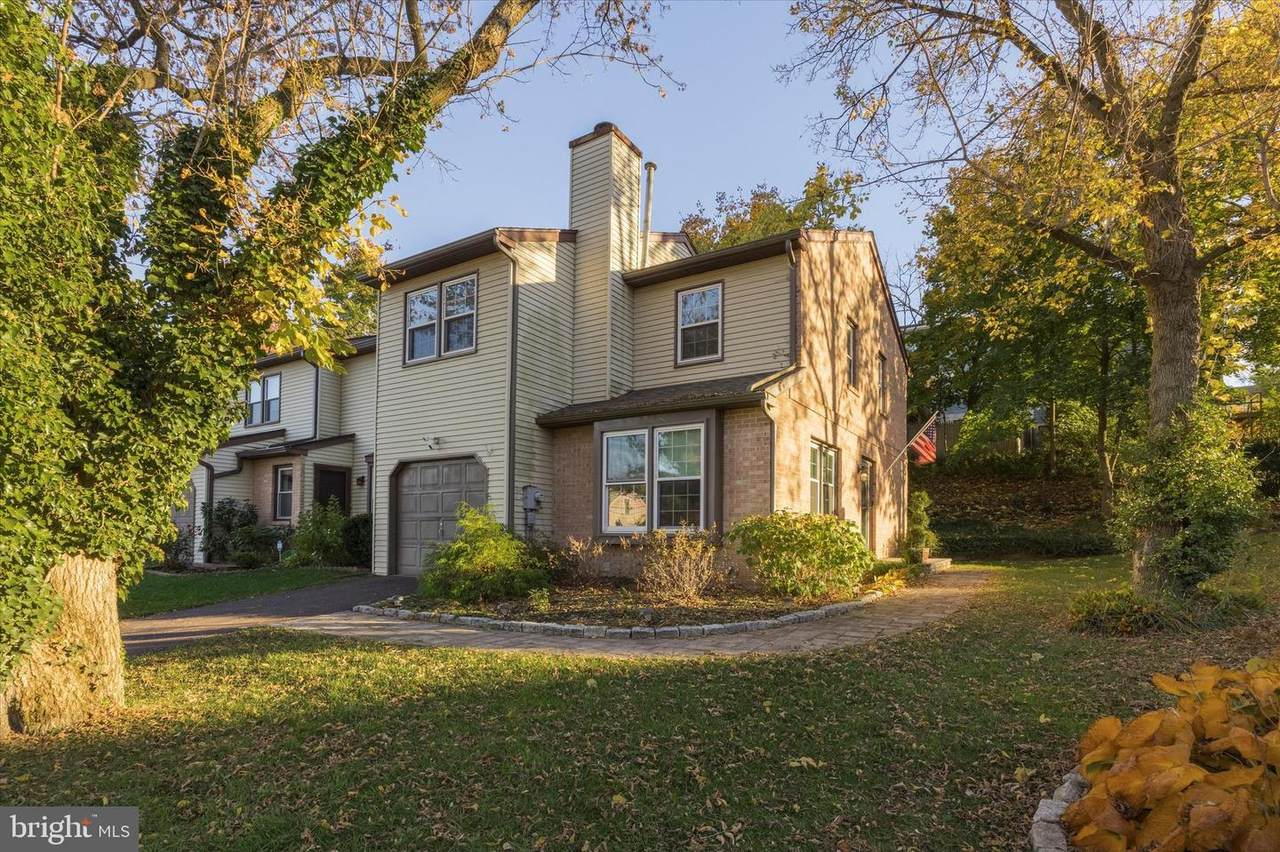 2576 Allison Drive - Photo 1