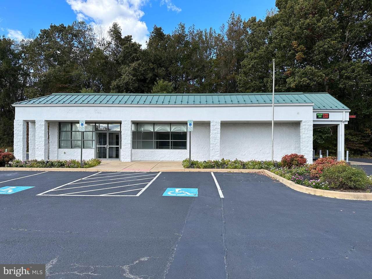 5082 James Madison Parkway - Photo 1