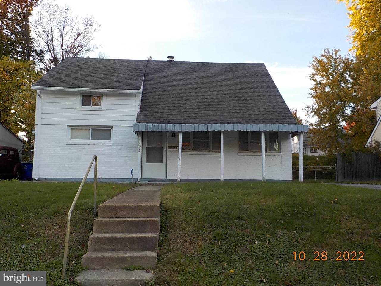 1109 Montgomery Road - Photo 1