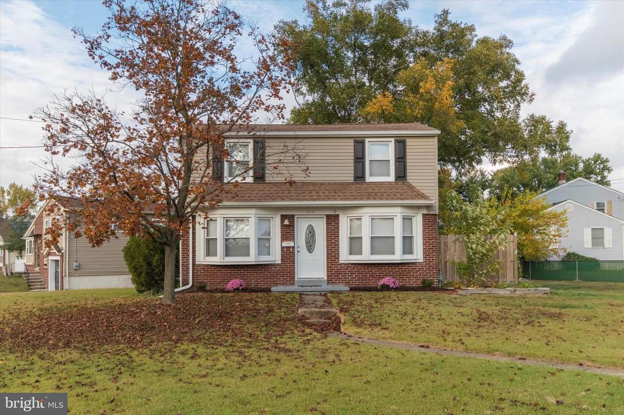 2656 Finlaw Avenue - Photo 1