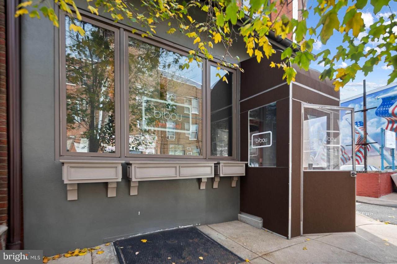 1009 8TH Street - Photo 1