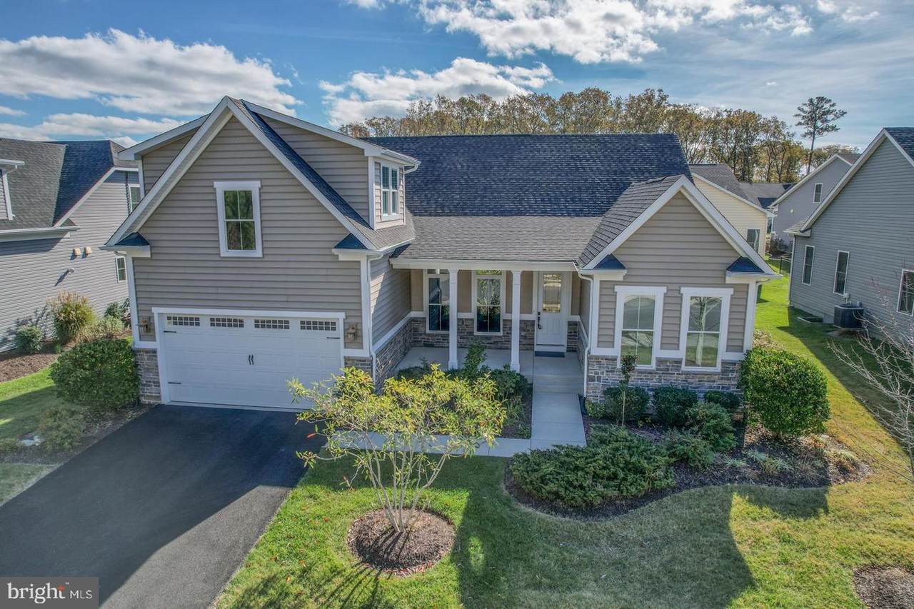 41280 Gloucester Drive - Photo 1