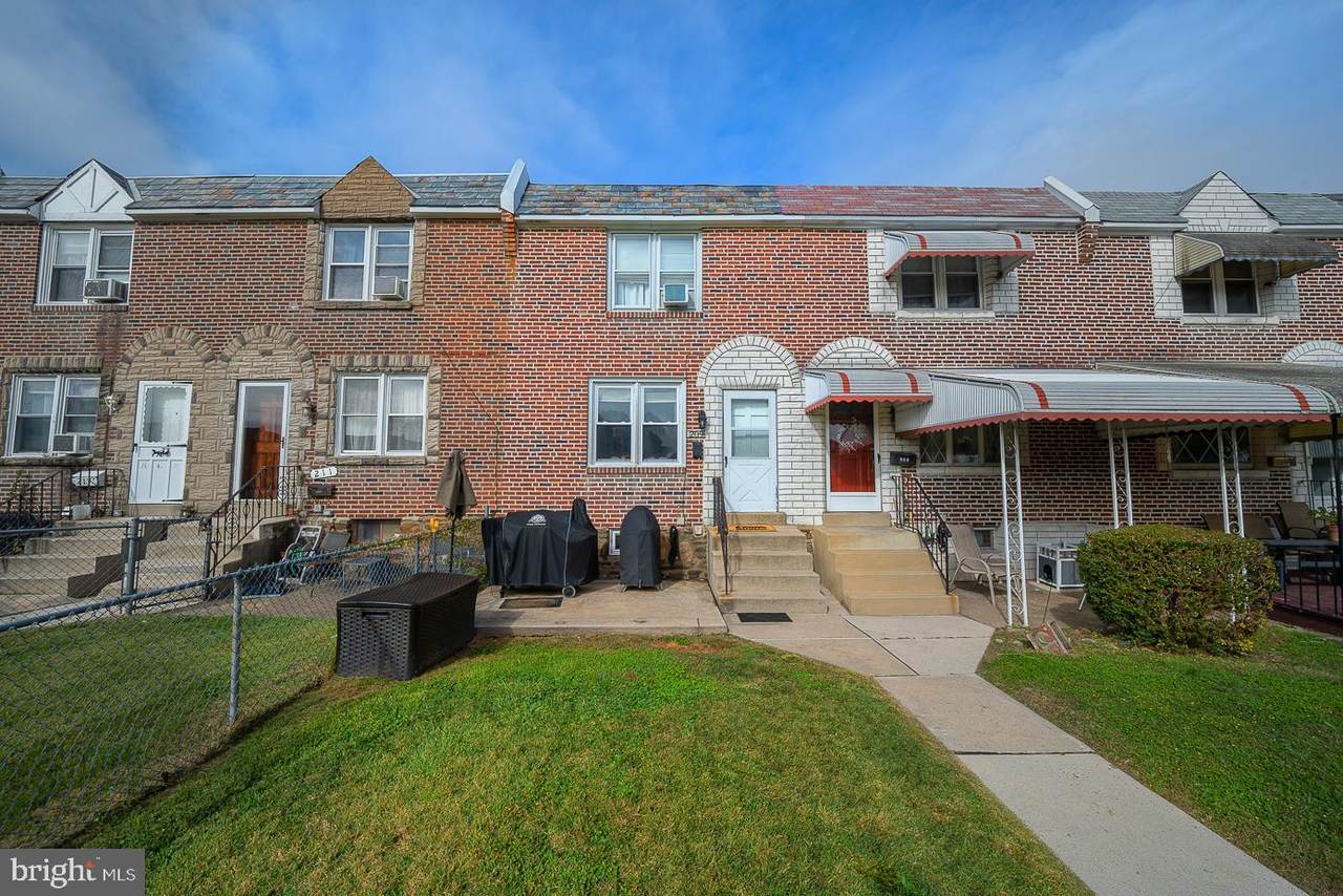 209 Cambridge Road - Photo 1
