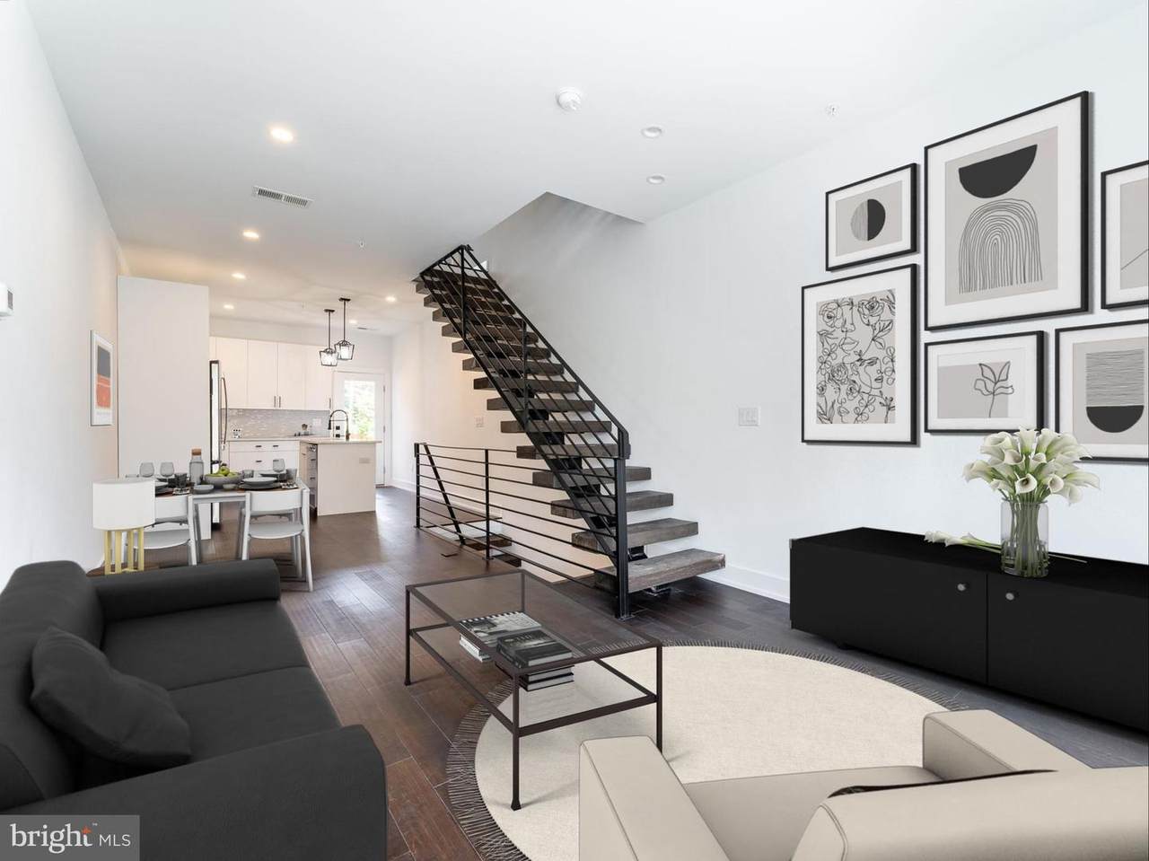 2115 5TH Street - Photo 1