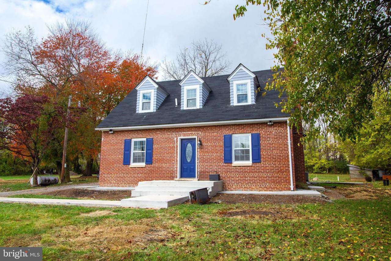 4624 Lee Highway - Photo 1