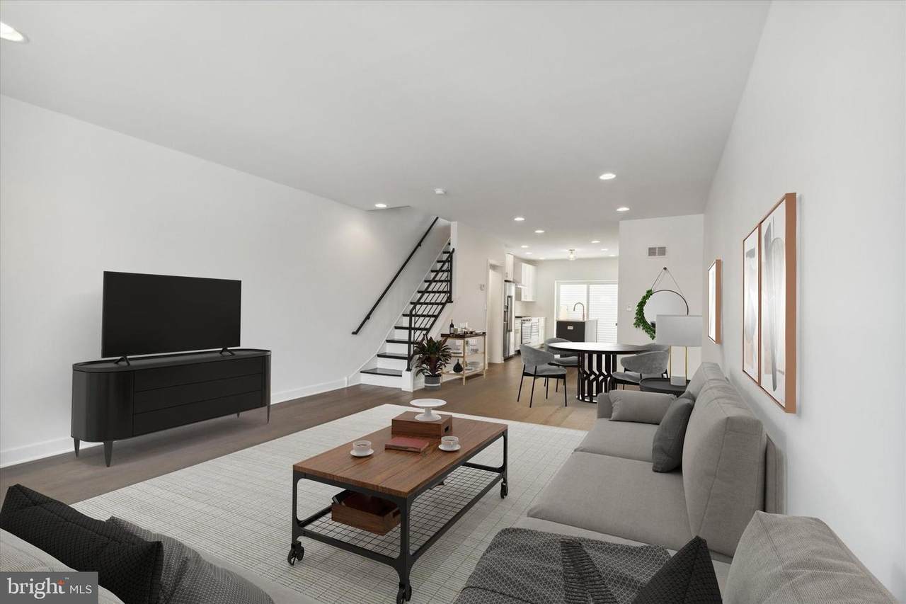1038 Wolf Street - Photo 1