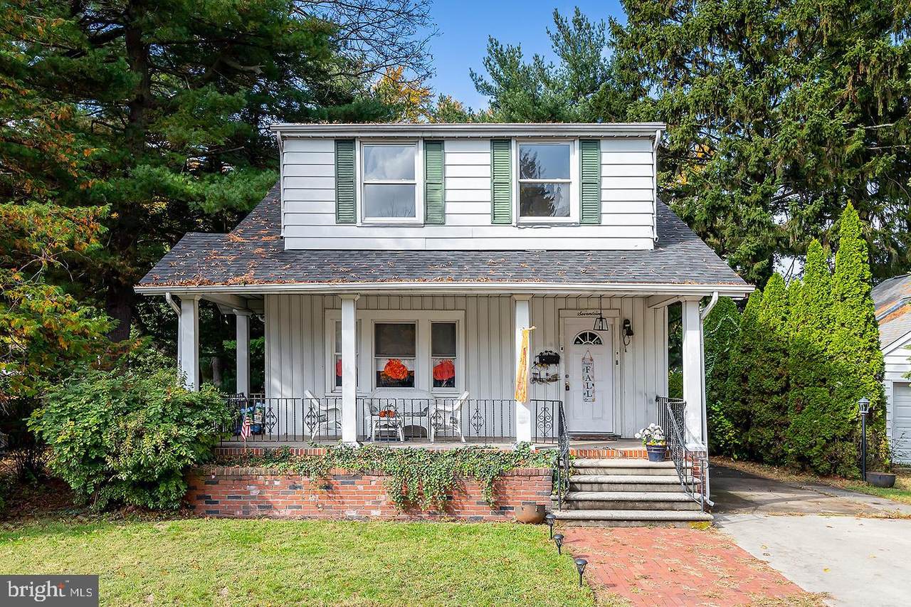 17 Harvard Road - Photo 1
