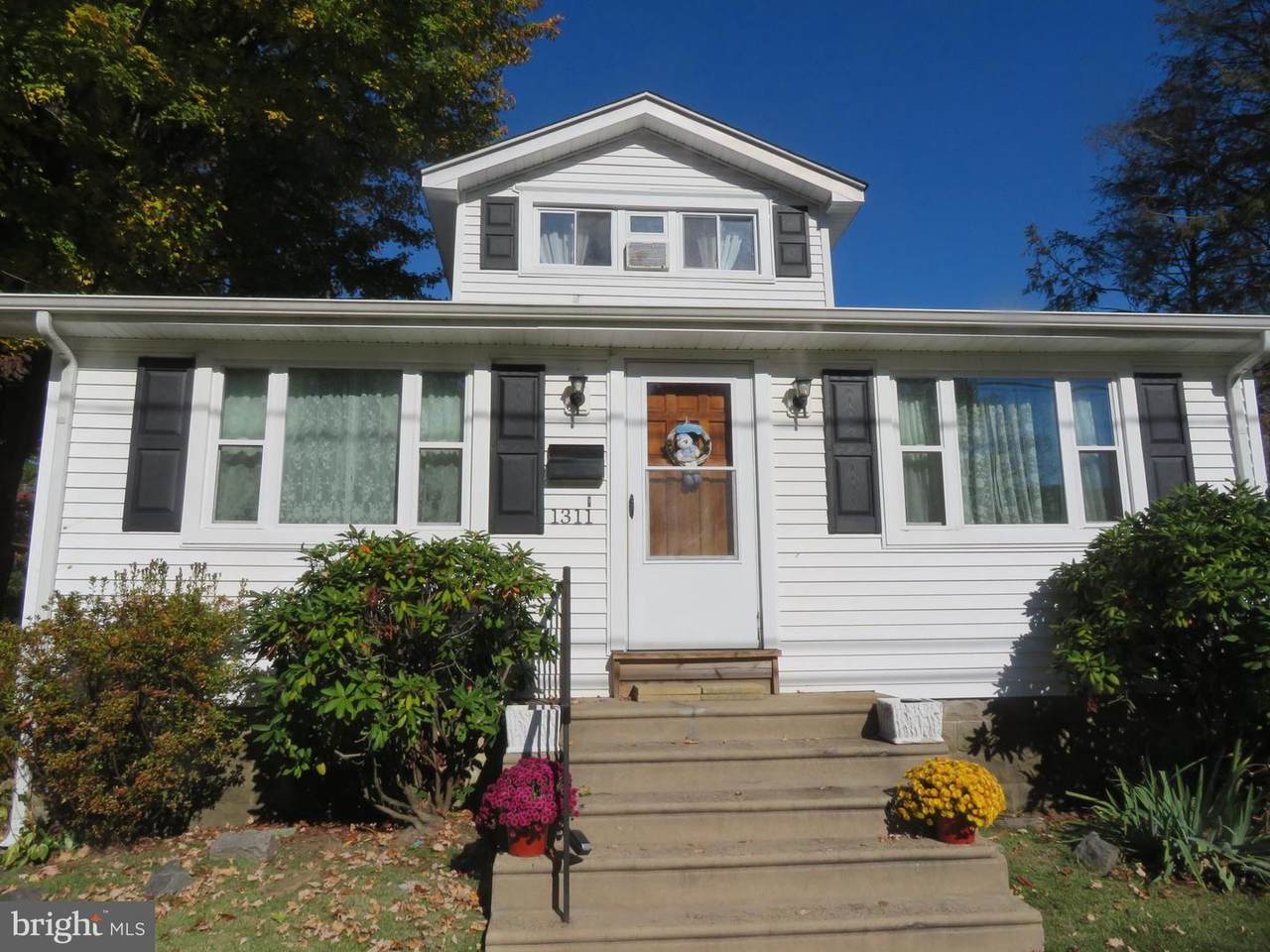 1311 Lincoln Avenue - Photo 1
