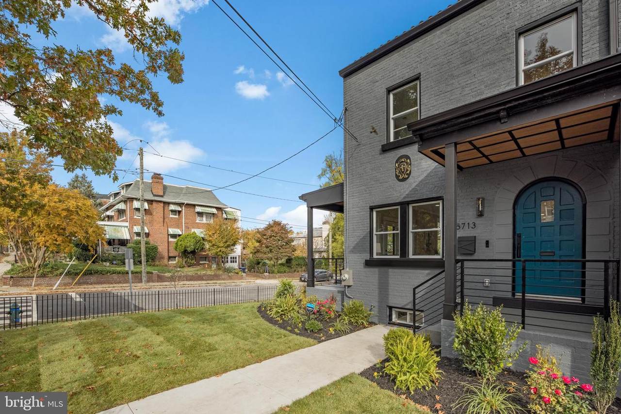 5713 5TH Street - Photo 1