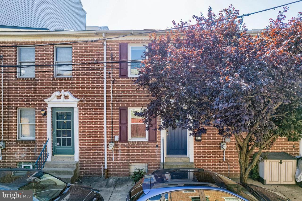 312 Sears Street - Photo 1