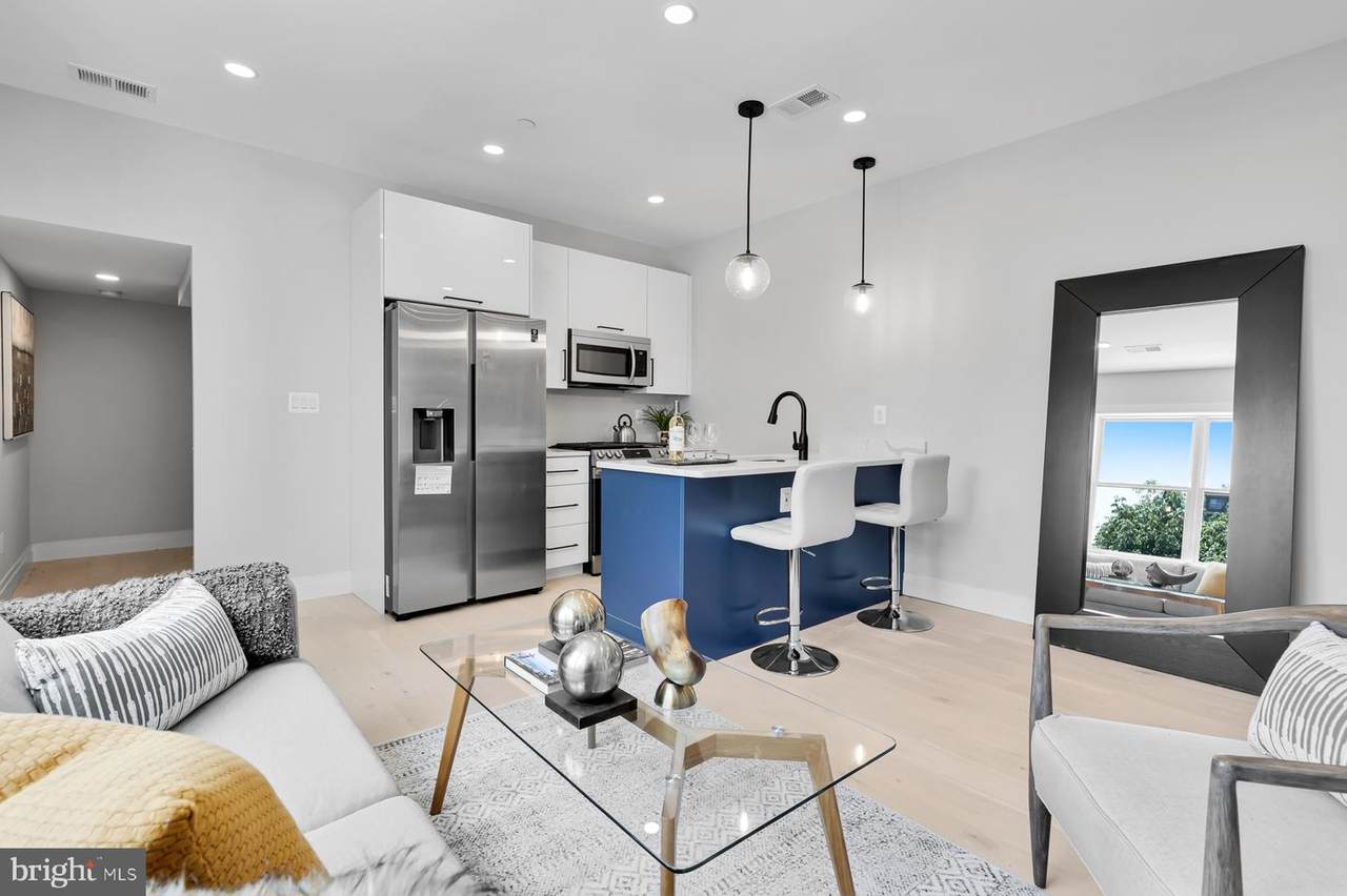 1102 Staples Street - Photo 1