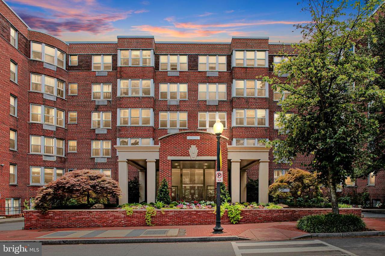 2500 Q Street - Photo 1