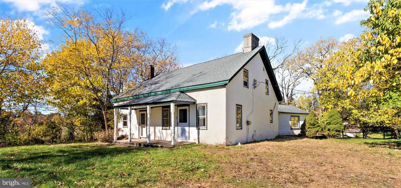 2 Springhouse Court - Photo 1