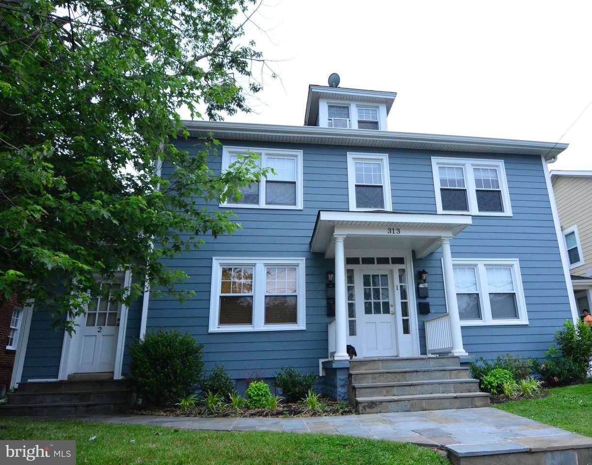 313 Monroe Avenue - Photo 1