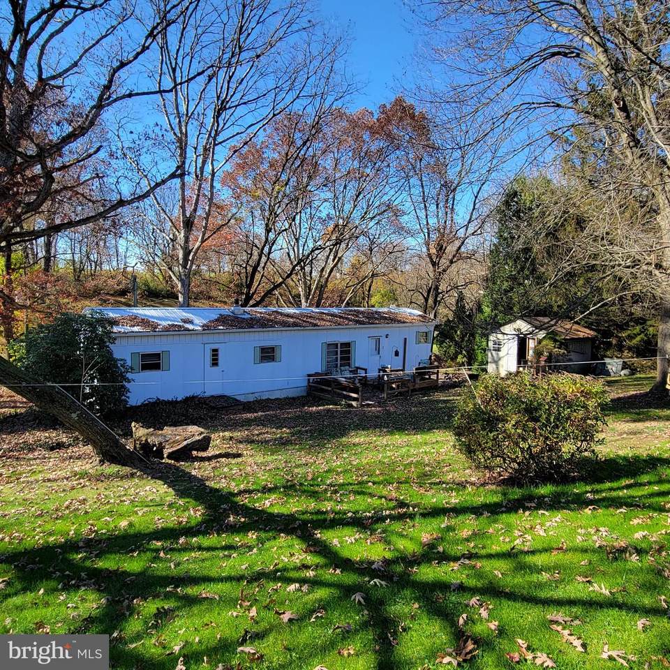 3183 Bryson Road - Photo 1