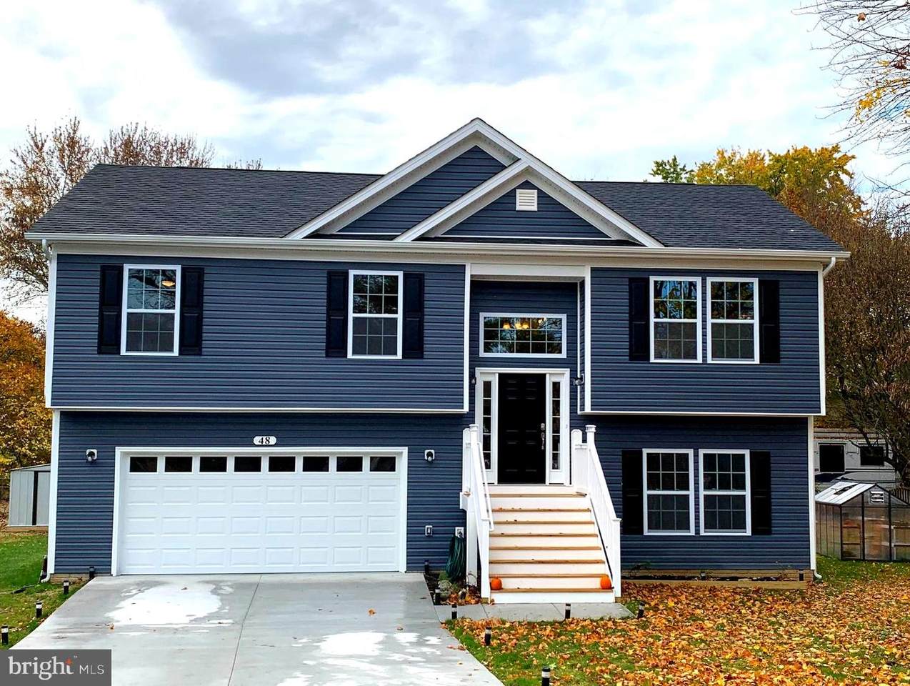 48 Brookdale Ave - Photo 1