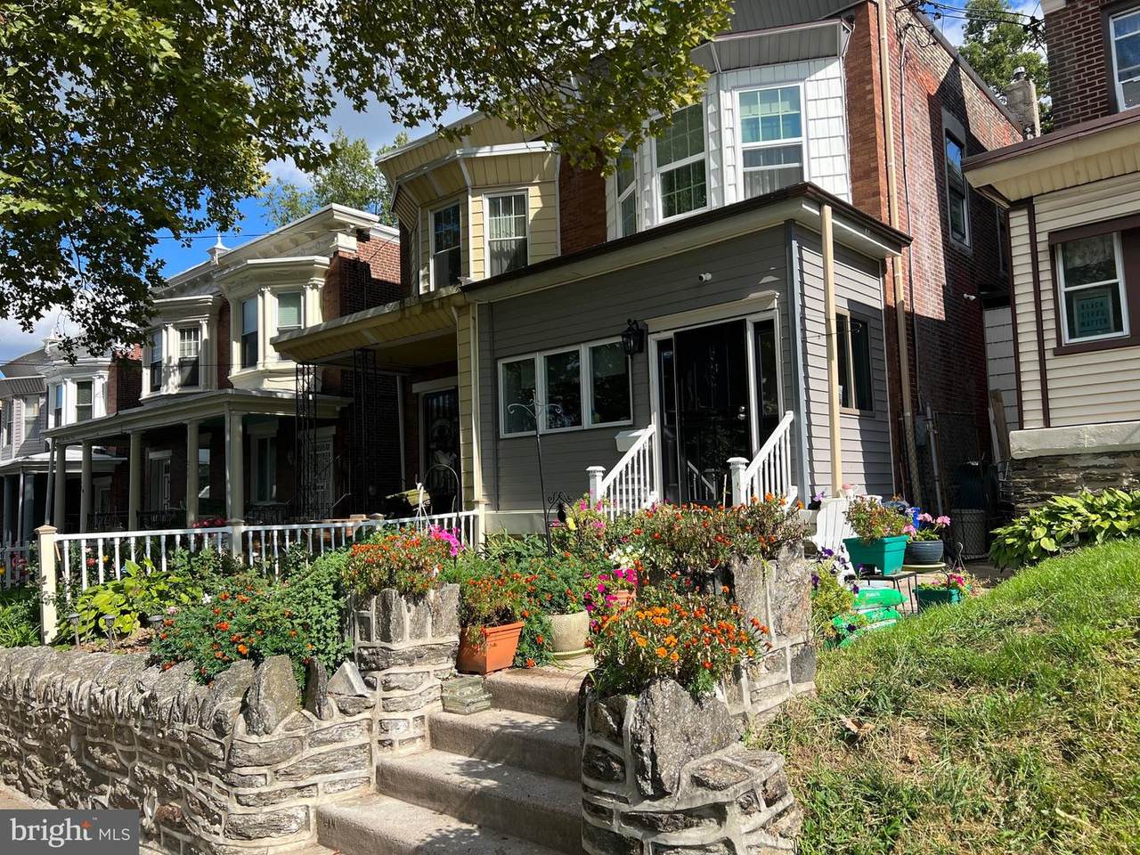 218 Upsal Street - Photo 1