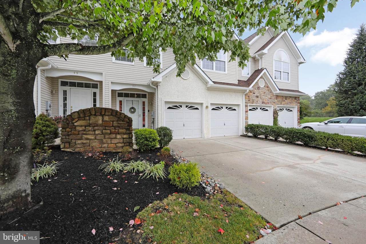 51 Wimbledon Way - Photo 1