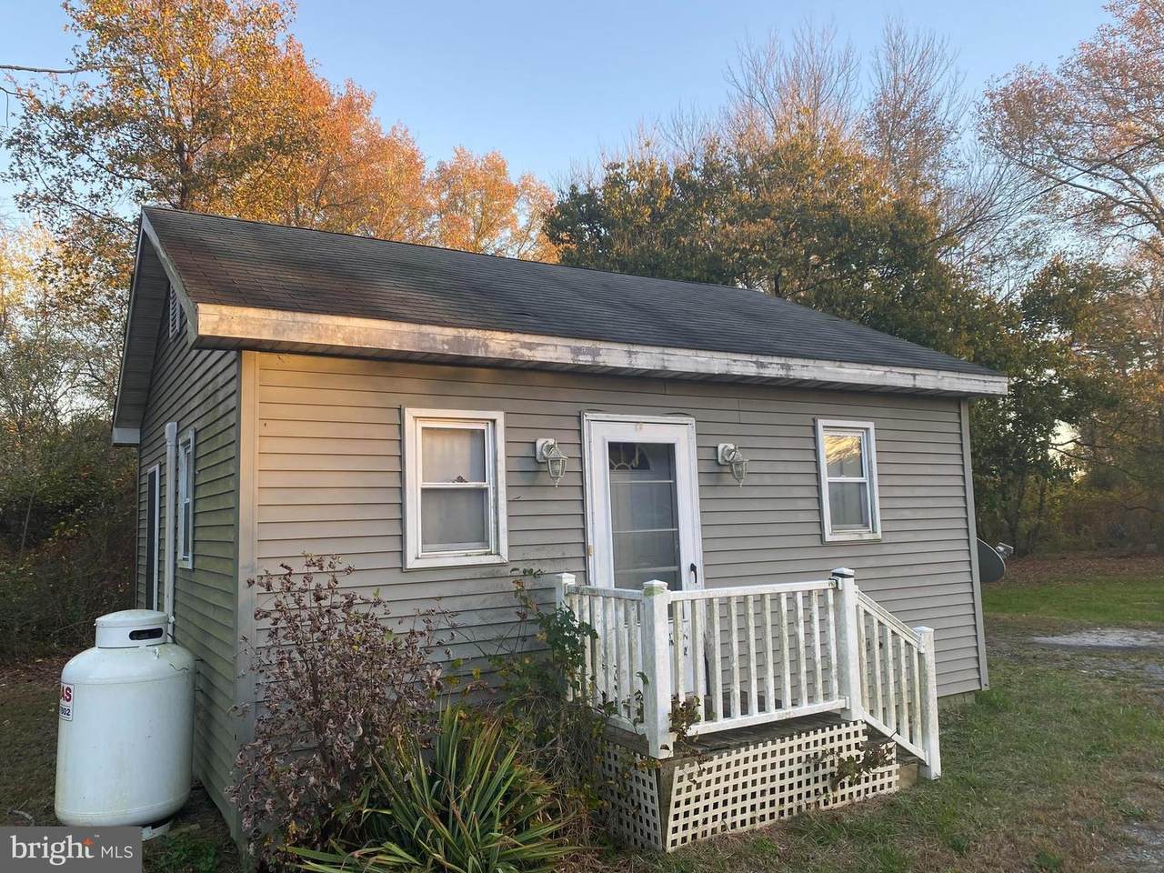 20459 Savannah Road - Photo 1
