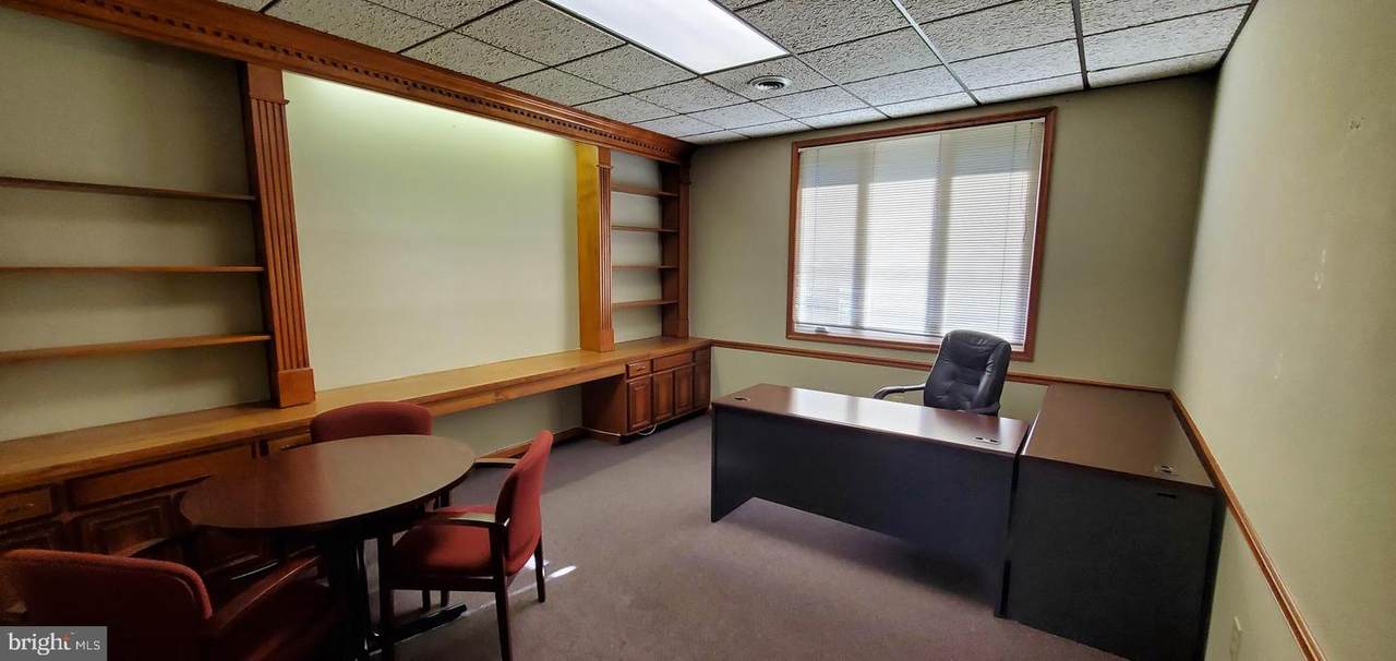 735 Street Road - Photo 1