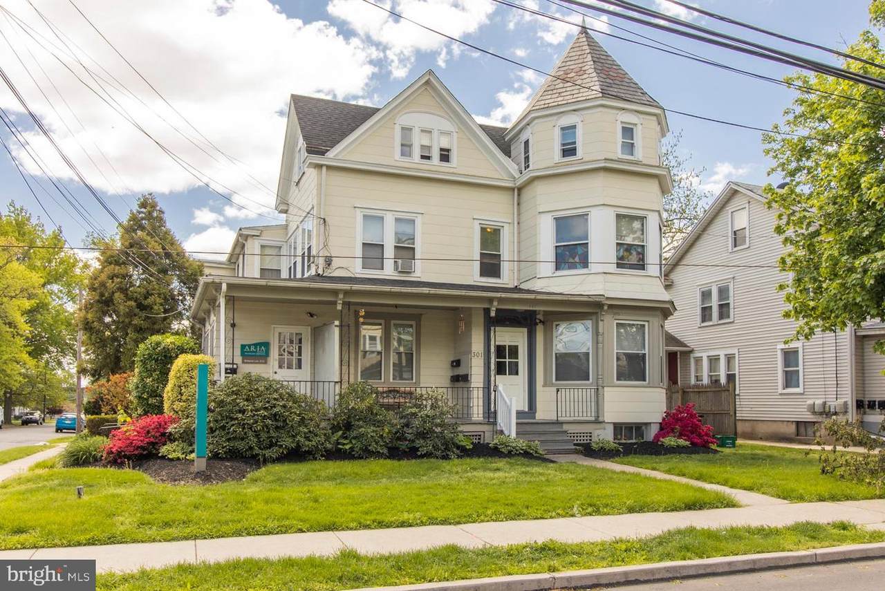 301 Bridge Street - Photo 1