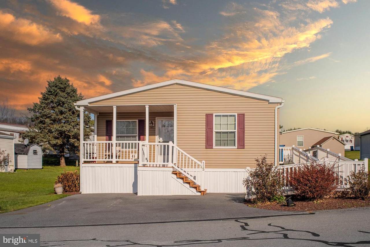 115 Lisa Circle - Photo 1