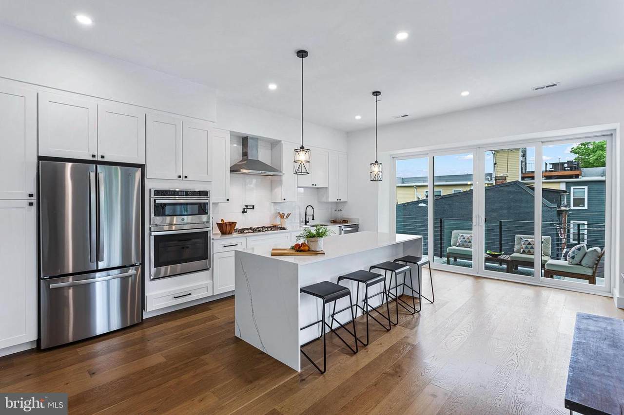 5401 8TH Street - Photo 1