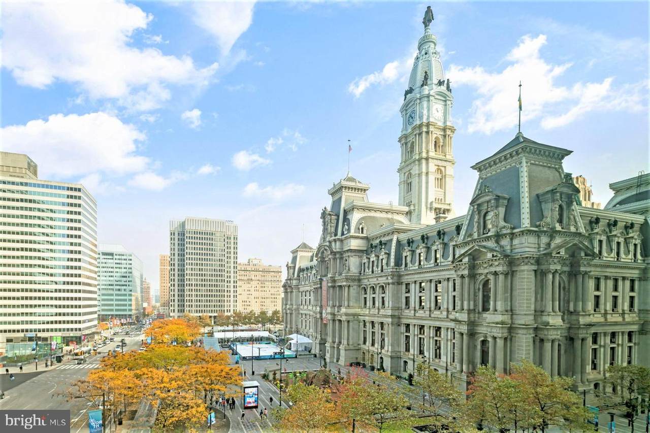 1414 Penn Square - Photo 1