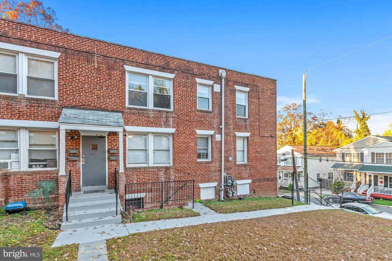 1739 Galen Street - Photo 1
