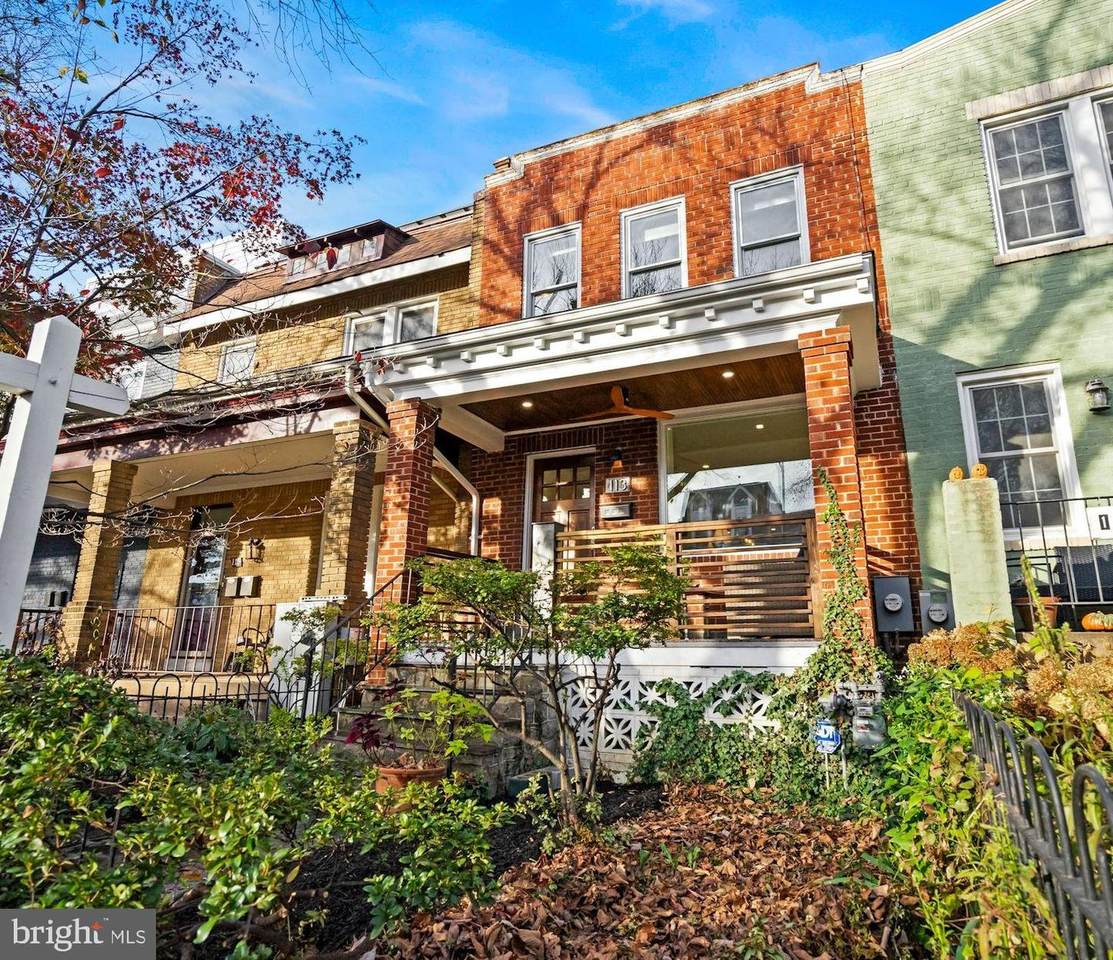 113 17TH Street - Photo 1